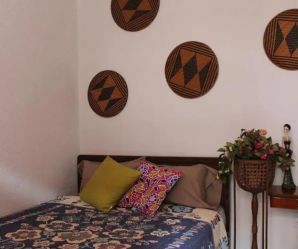 Colibri Bed & Breakfast *