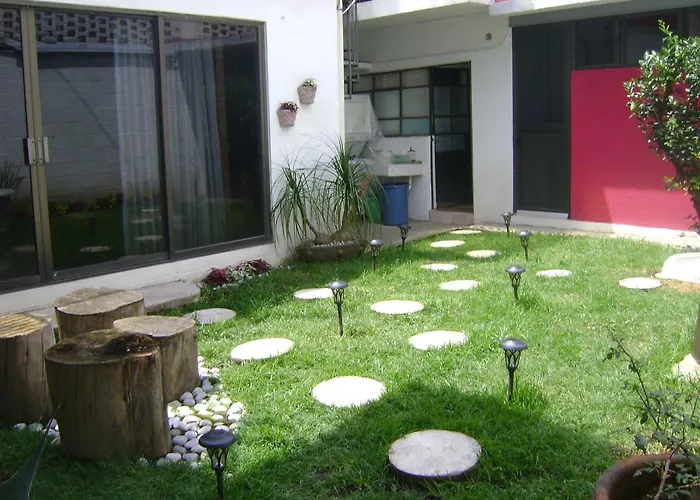 Colibri Bed & Breakfast *